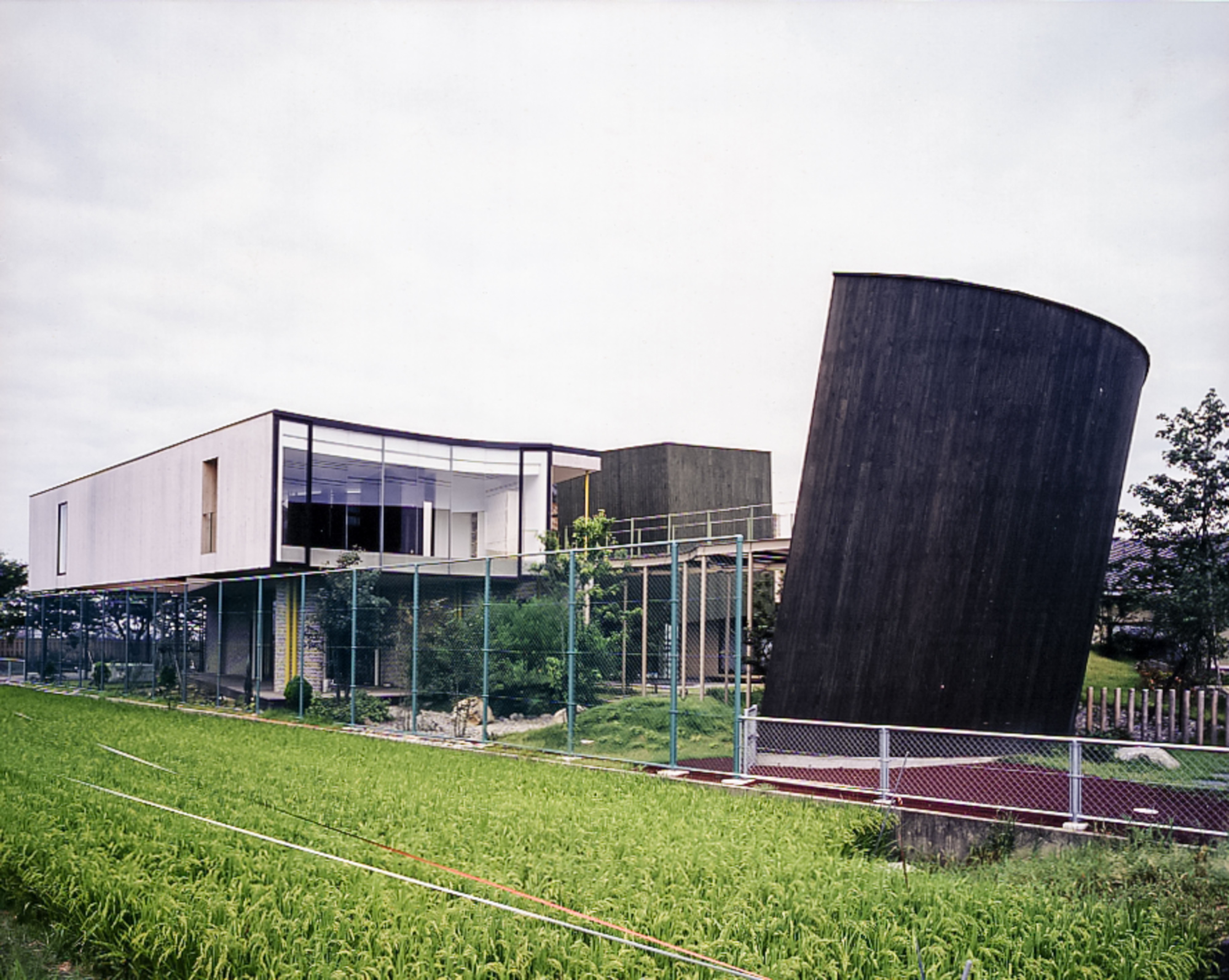 To – 岡﨑乾二郎 | Kenjiro Okazaki